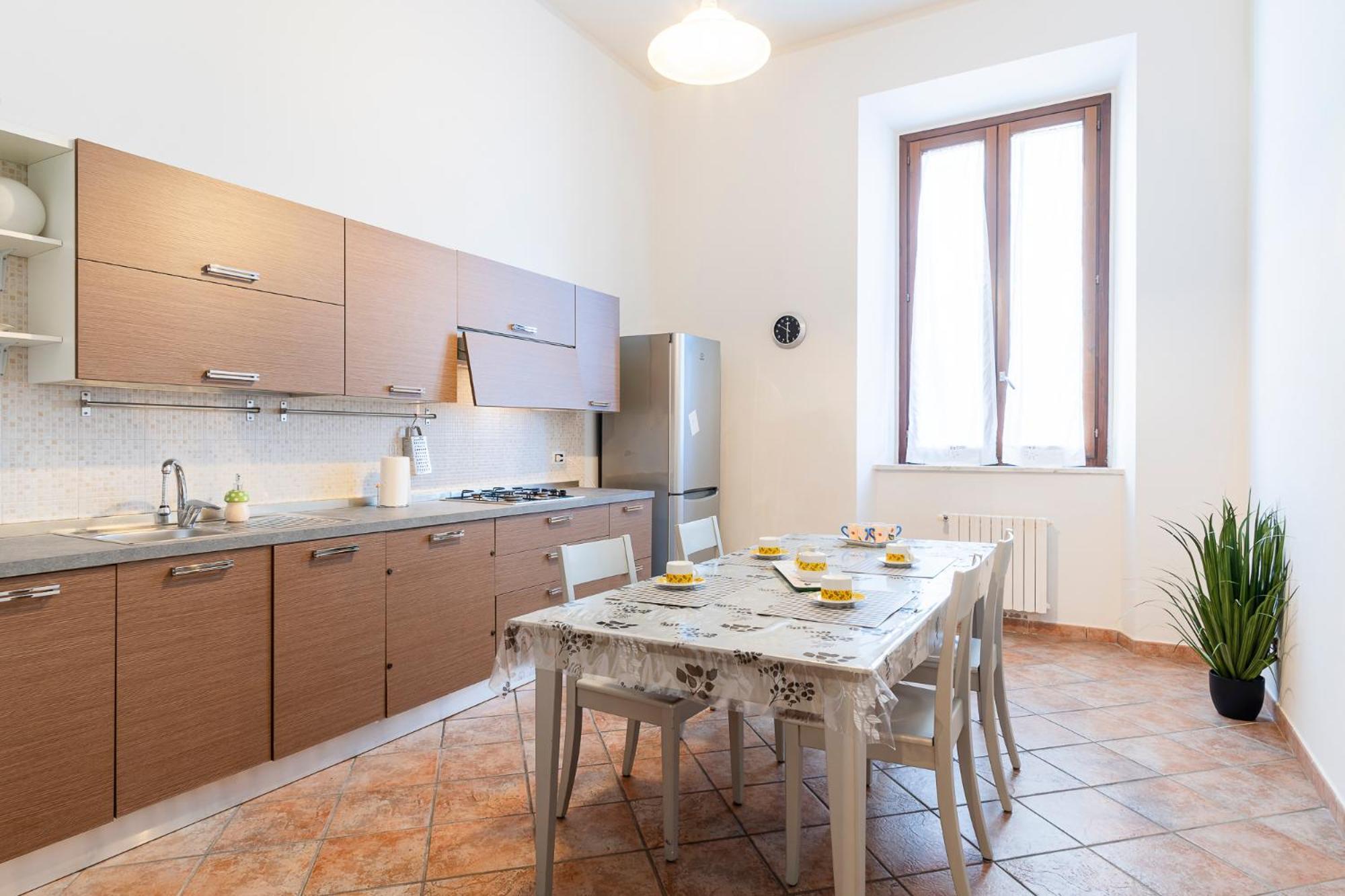 Bagni Pancaldi Sea View Apartment! *